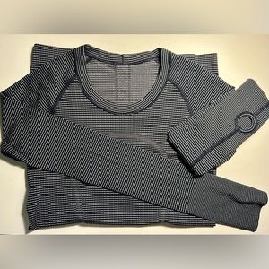 Navy/White Striped Swiftly Tech Long Sleeve Shirt. Size 4.